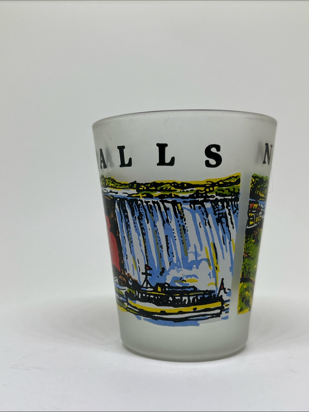 Frosted Glass Niagara FallsShot Glass with USA and Canada Flags - White/Red/Blue - Picture 5 of 6